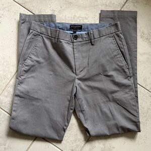 Banana Republic Men's Chinos in Light Gray
